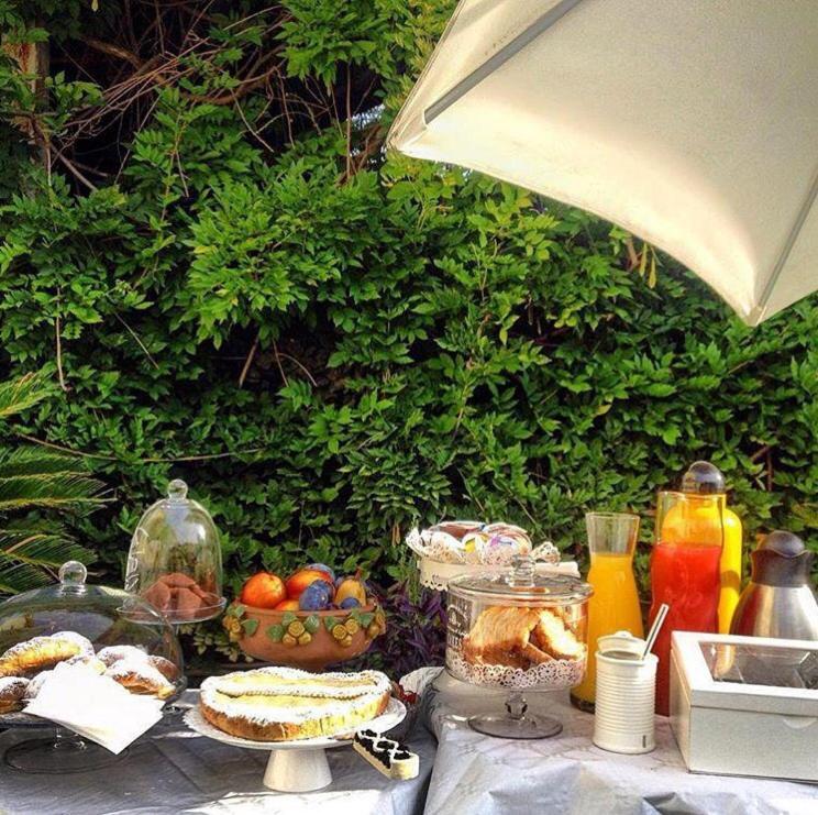 Ascoli Bonjour B&B & Apartments Parcheggio Privato & Giardino Асколі-Пічено Екстер'єр фото