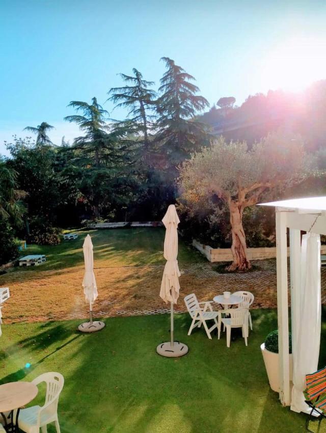 Ascoli Bonjour B&B & Apartments Parcheggio Privato & Giardino Асколі-Пічено Екстер'єр фото