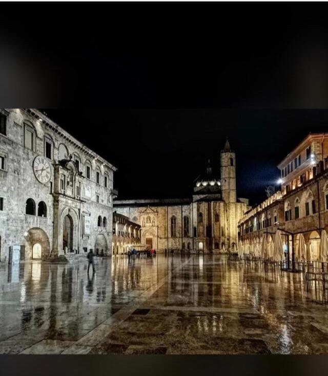 Ascoli Bonjour B&B & Apartments Parcheggio Privato & Giardino Асколі-Пічено Екстер'єр фото
