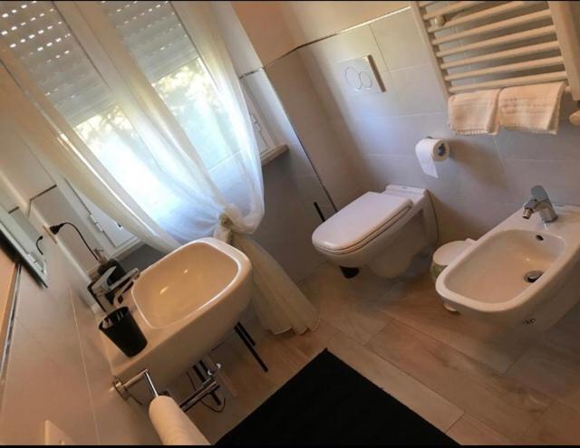 Ascoli Bonjour B&B & Apartments Parcheggio Privato & Giardino Асколі-Пічено Екстер'єр фото
